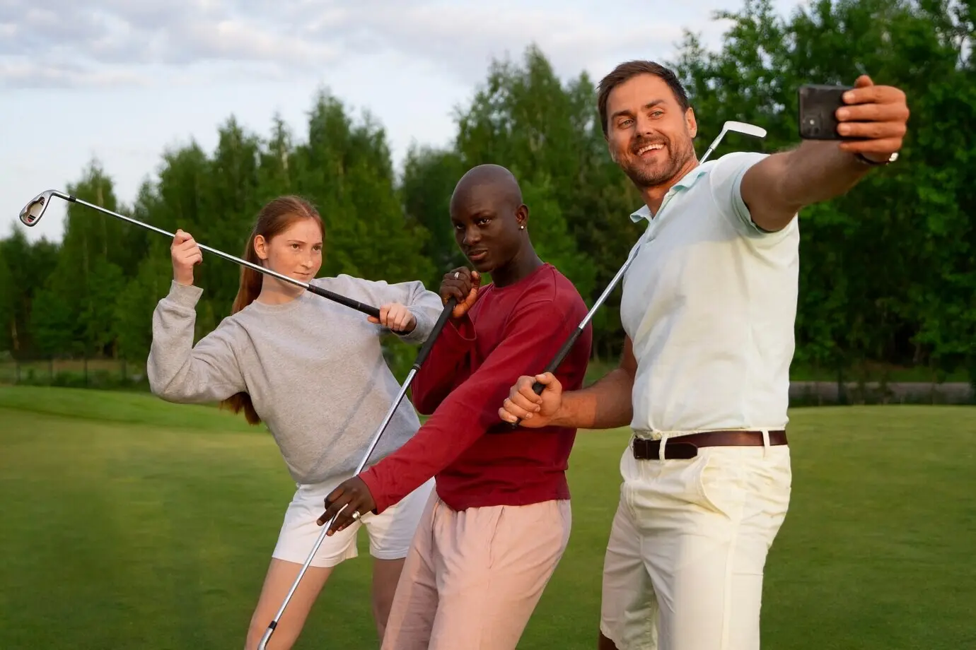 A scene featuring friends on the golf course.
